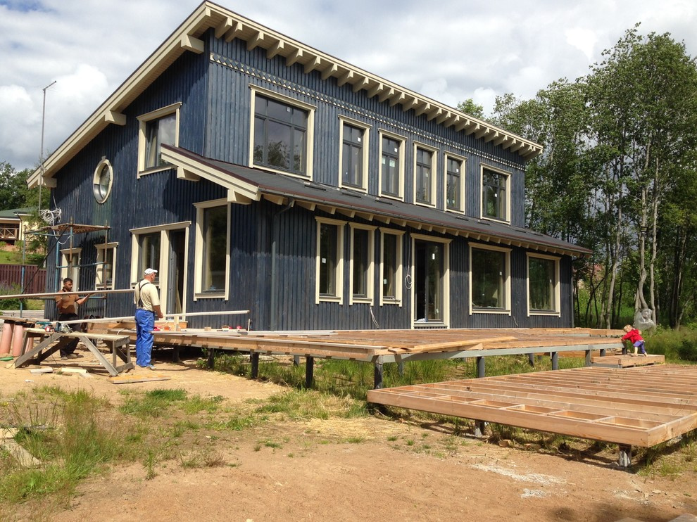 Дом сарай на реке, октябрь 2012/2015 год