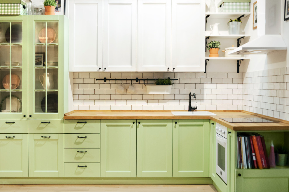 Кухня с фасадами Ларс