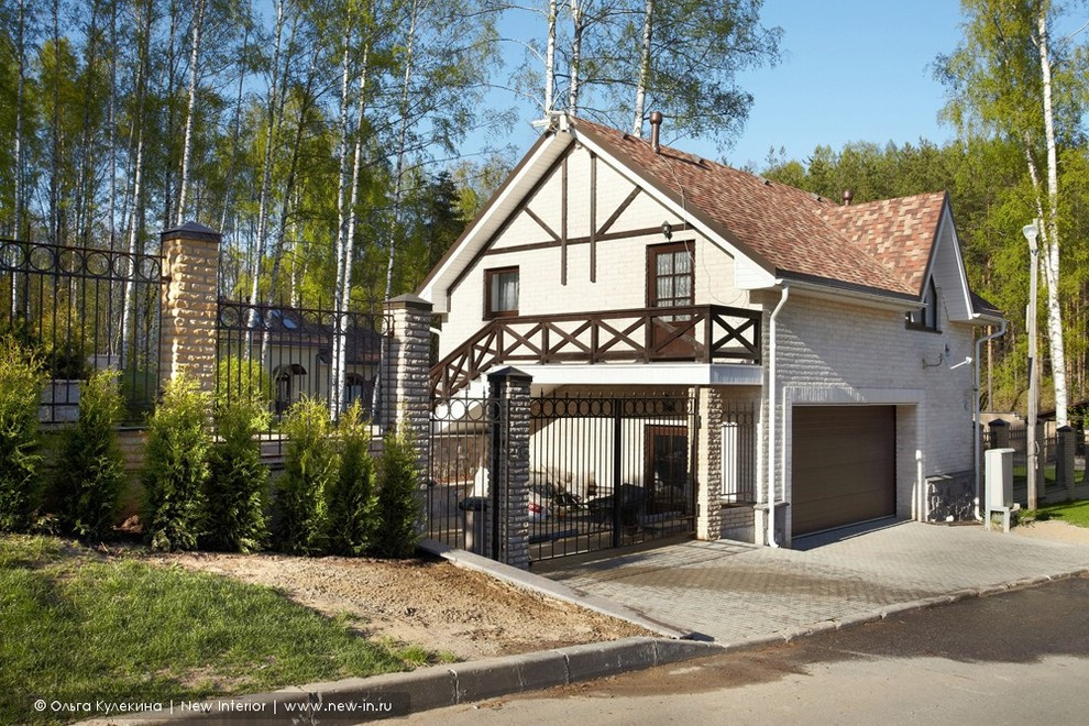 Дом в коттеджном поселке «Лукоморье» - 350 м²