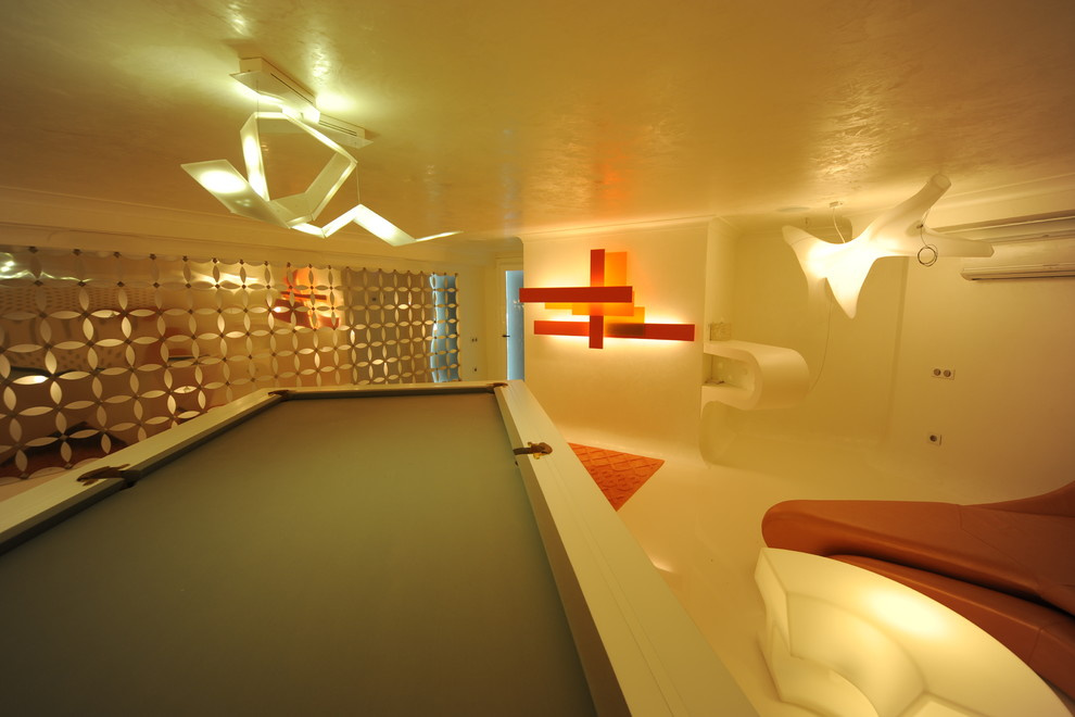 ДОМ У ОЗЕРА