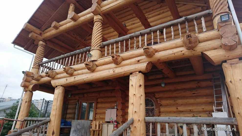 деревянная скульптура и резьба бензопилой в рубленной бане