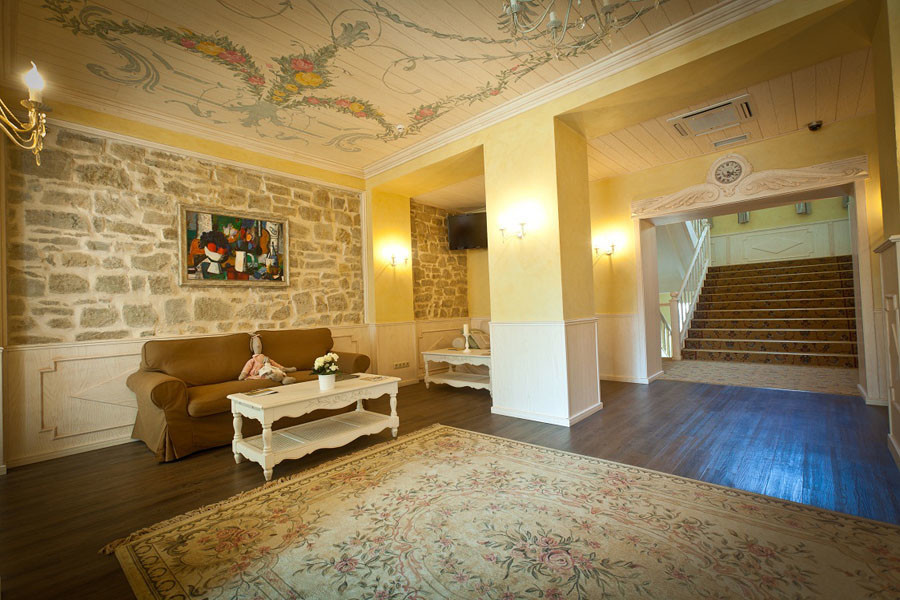 Бутик-отель "Imperial &Champagne Spa" в п. Абрау-Дюрсо