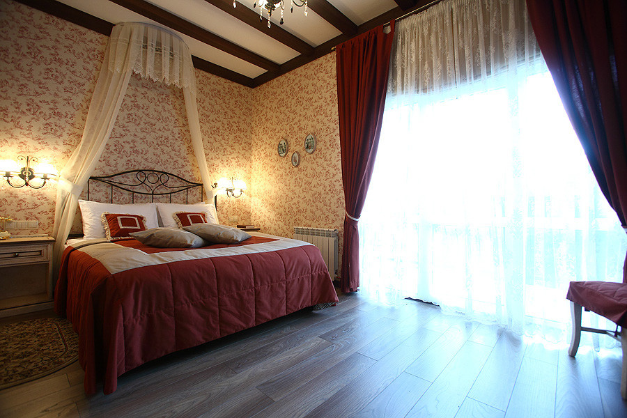 Бутик-отель "Imperial &Champagne Spa" в п. Абрау-Дюрсо