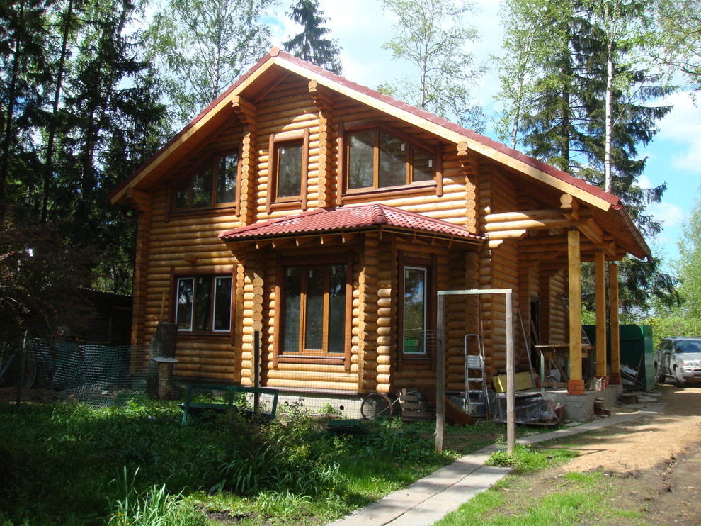Луговая, дом из оцилиндорванного бревна