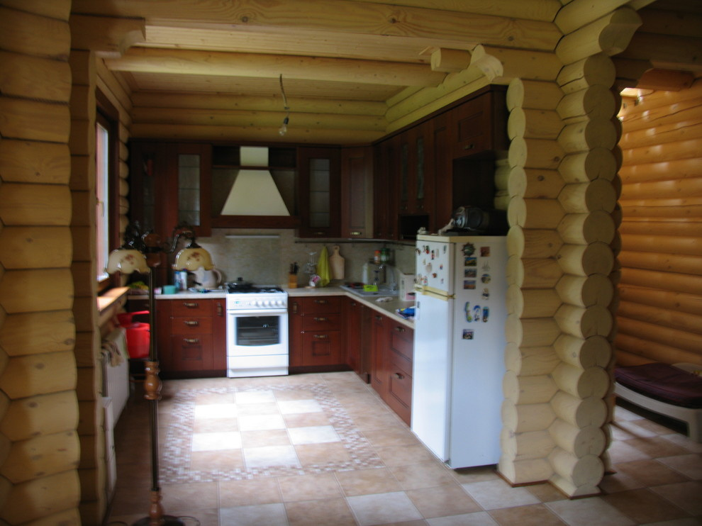 Луговая, дом из оцилиндорванного бревна