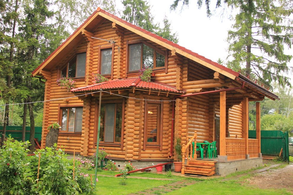 Луговая, дом из оцилиндорванного бревна