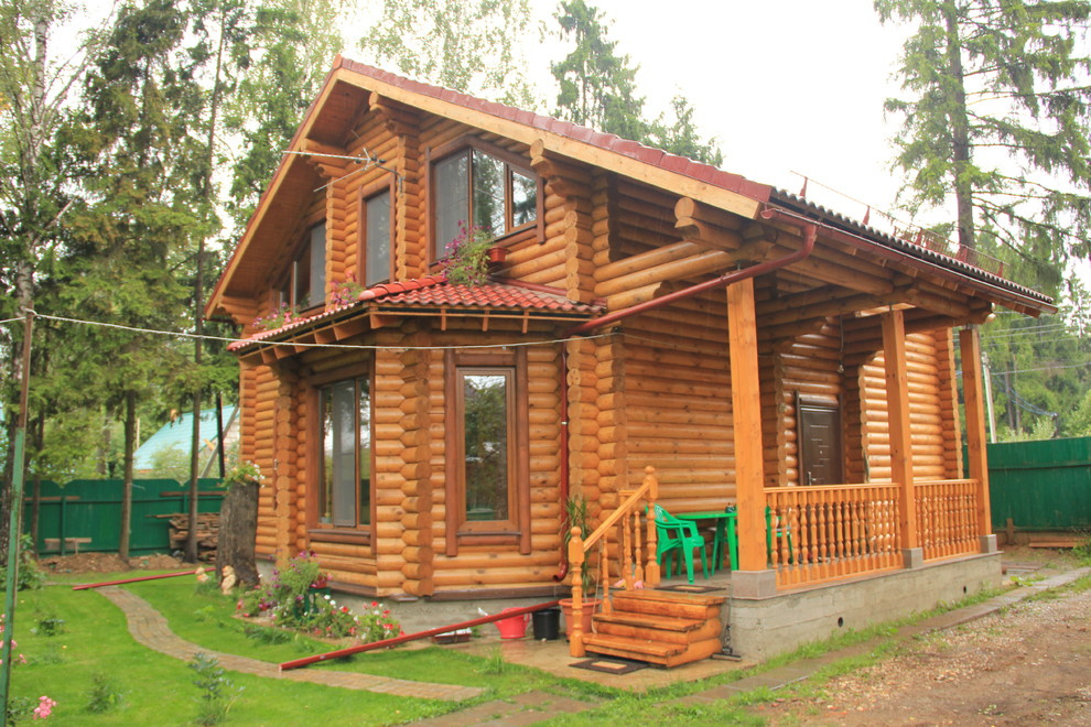 Луговая, дом из оцилиндорванного бревна