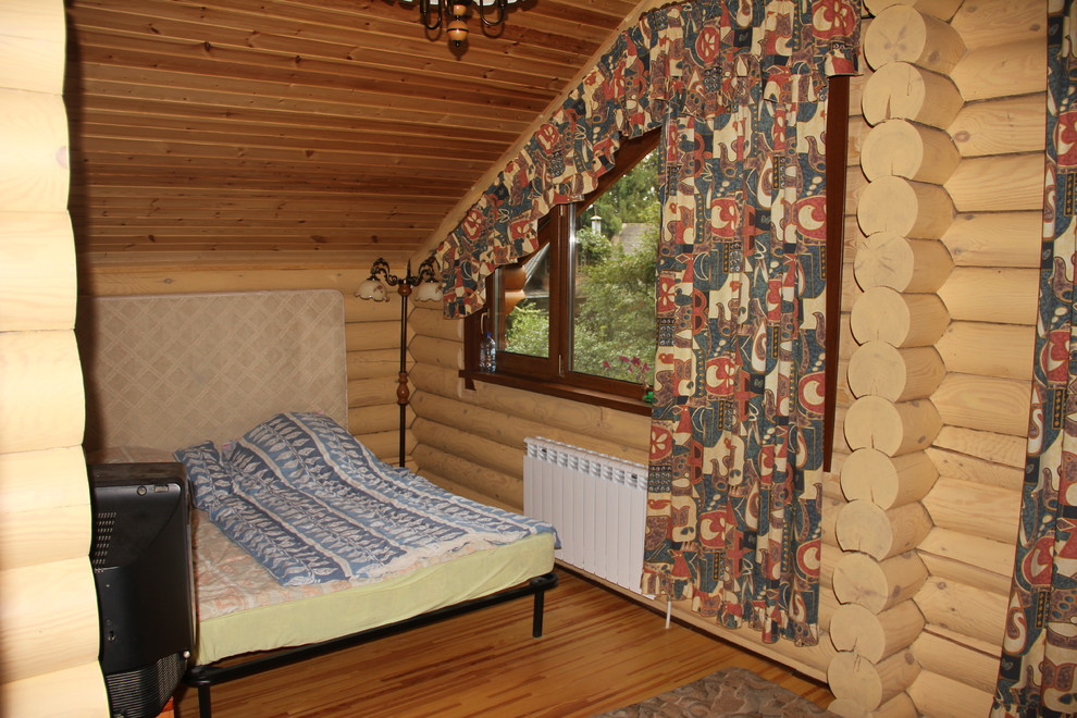 Луговая, дом из оцилиндорванного бревна