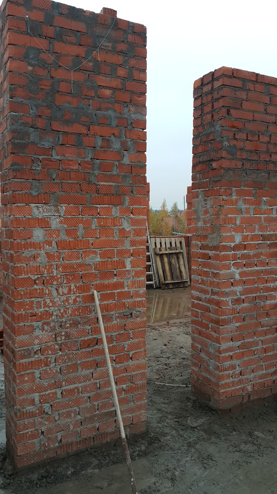 черновая кладка кирпичем и теплой керамикой