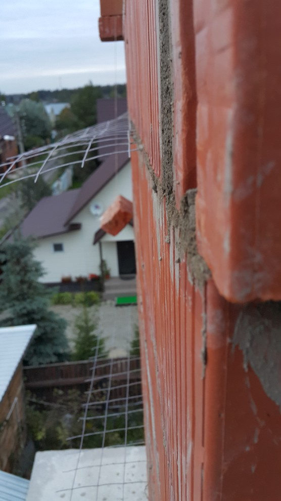 черновая кладка кирпичем и теплой керамикой