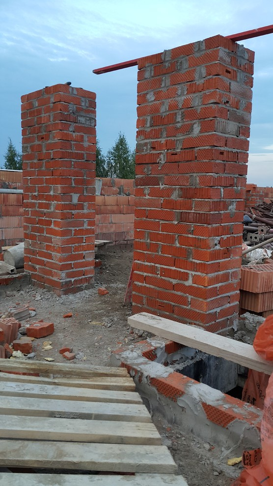 черновая кладка кирпичем и теплой керамикой