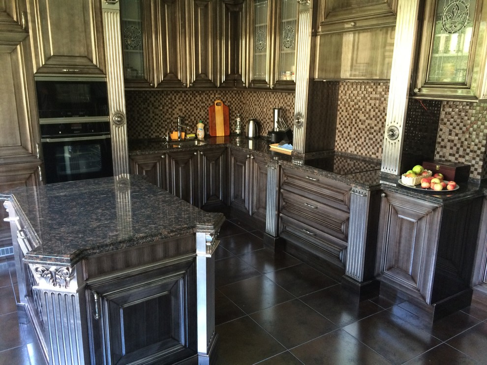 Столешница из натурального гранита Дымовский