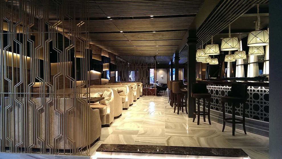 Архитектура интерьера ресторана "Трамплин" на Воробьевых горах