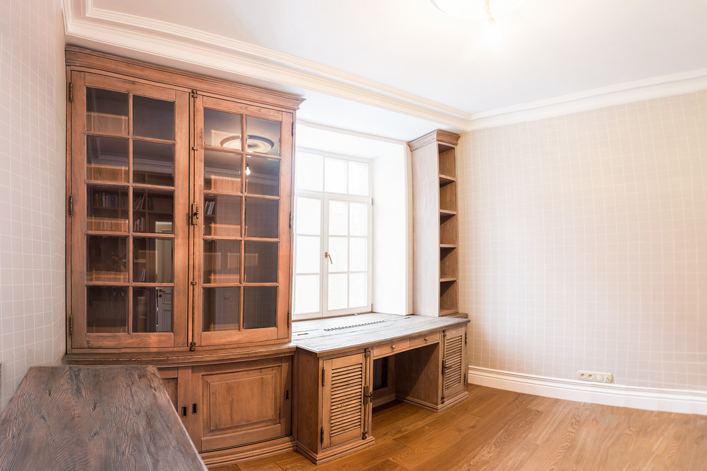 КНИЖНЫЙ ШКАФ RESTORATION & BOOKCASE № 24