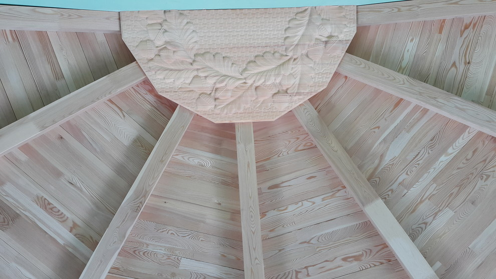 Деревянный потолок из лиственницы