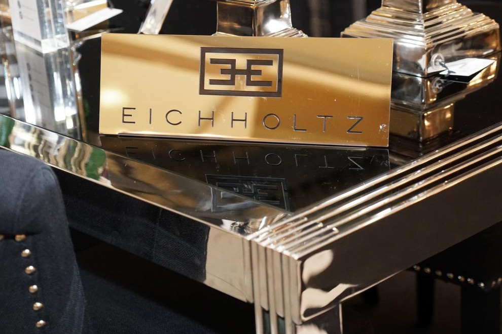 Экспозиция голландского бренда Eichholtz на выставке iSaloni WorldWide - 2016 в