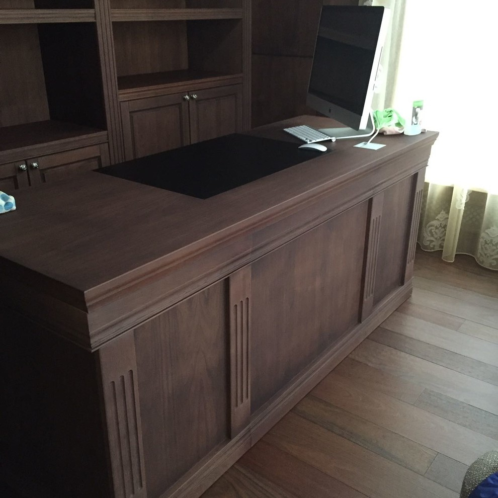 Ореховый кабинет