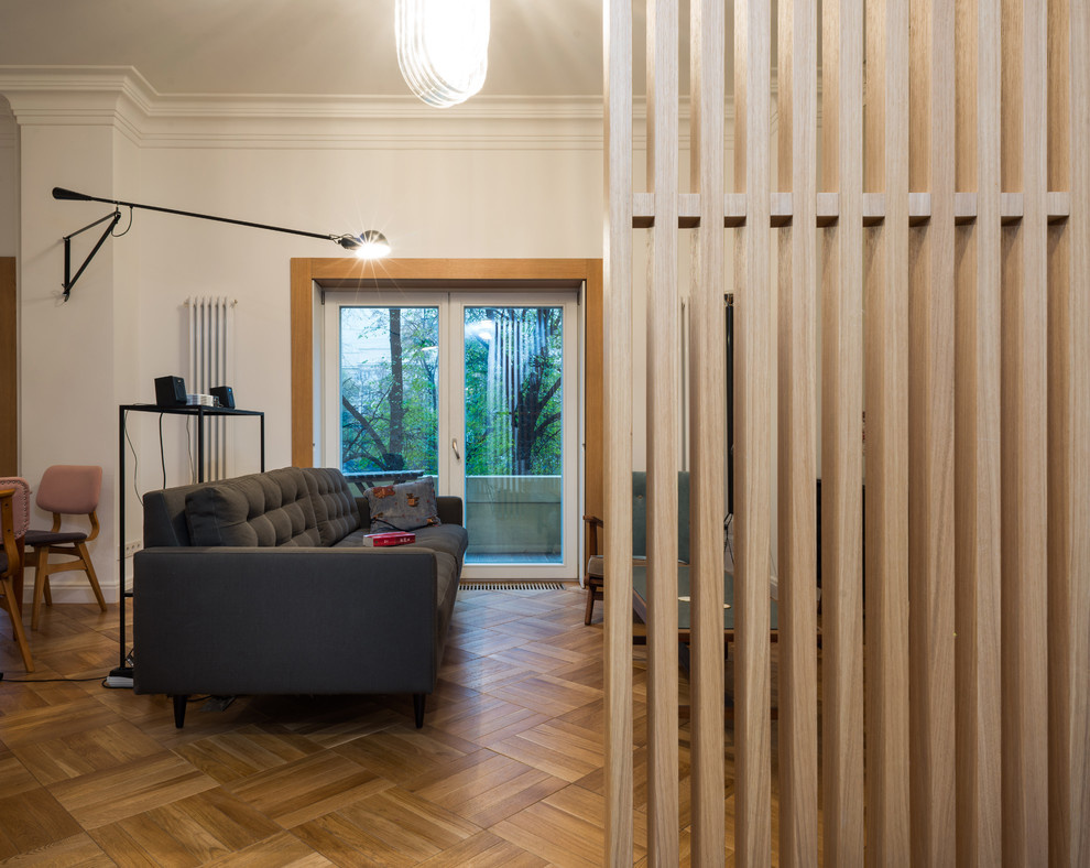 В гостях: Лаконичный интерьер с видом на Патриаршие пруды