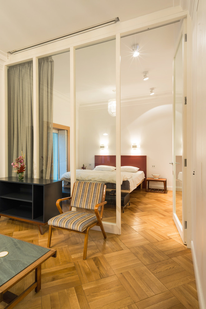 В гостях: Лаконичный интерьер с видом на Патриаршие пруды