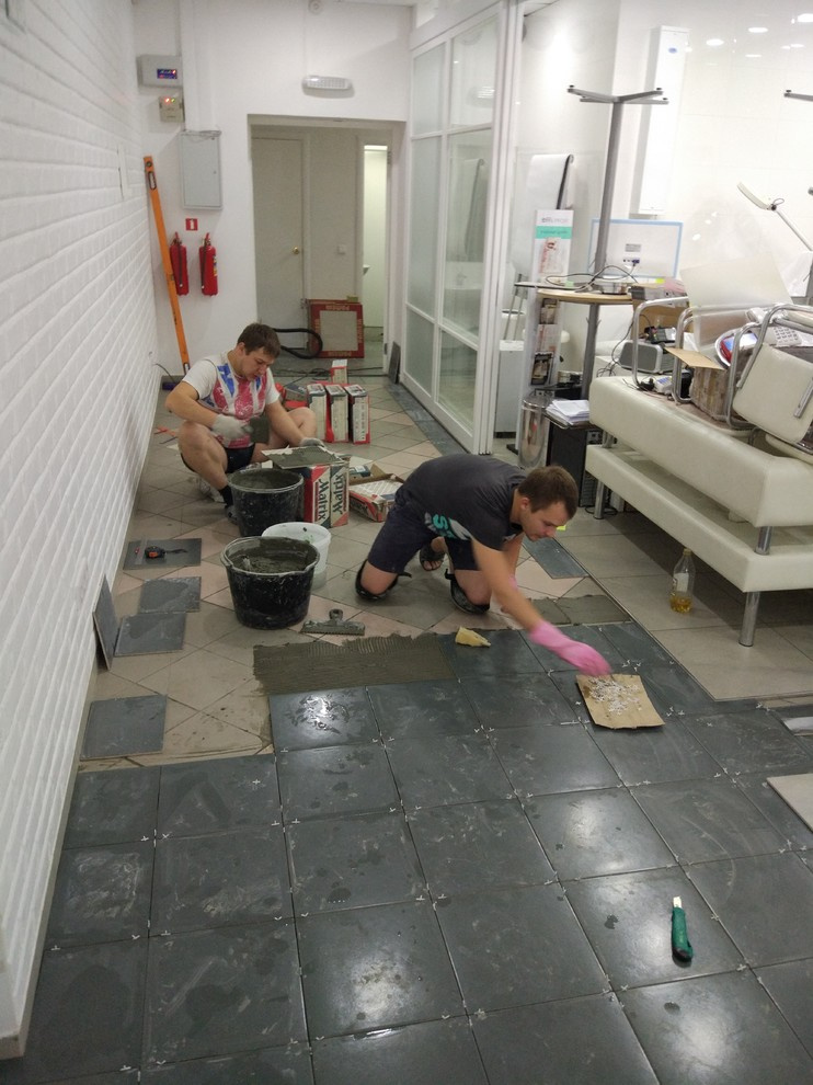 Обновляем пол за 2 дня в работающем офисе