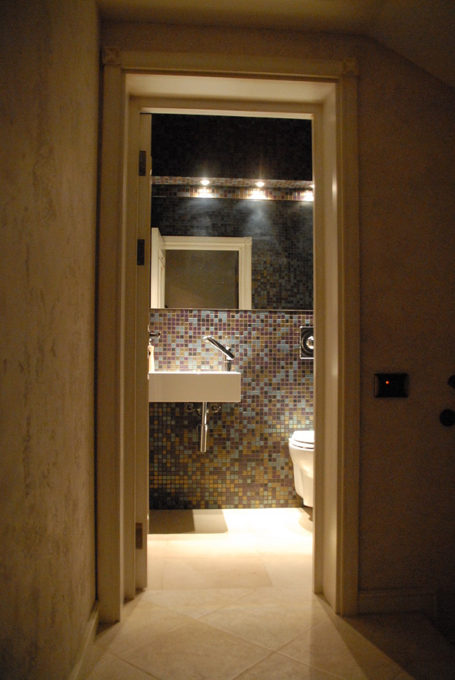 "восемь уровней для трех поколений"