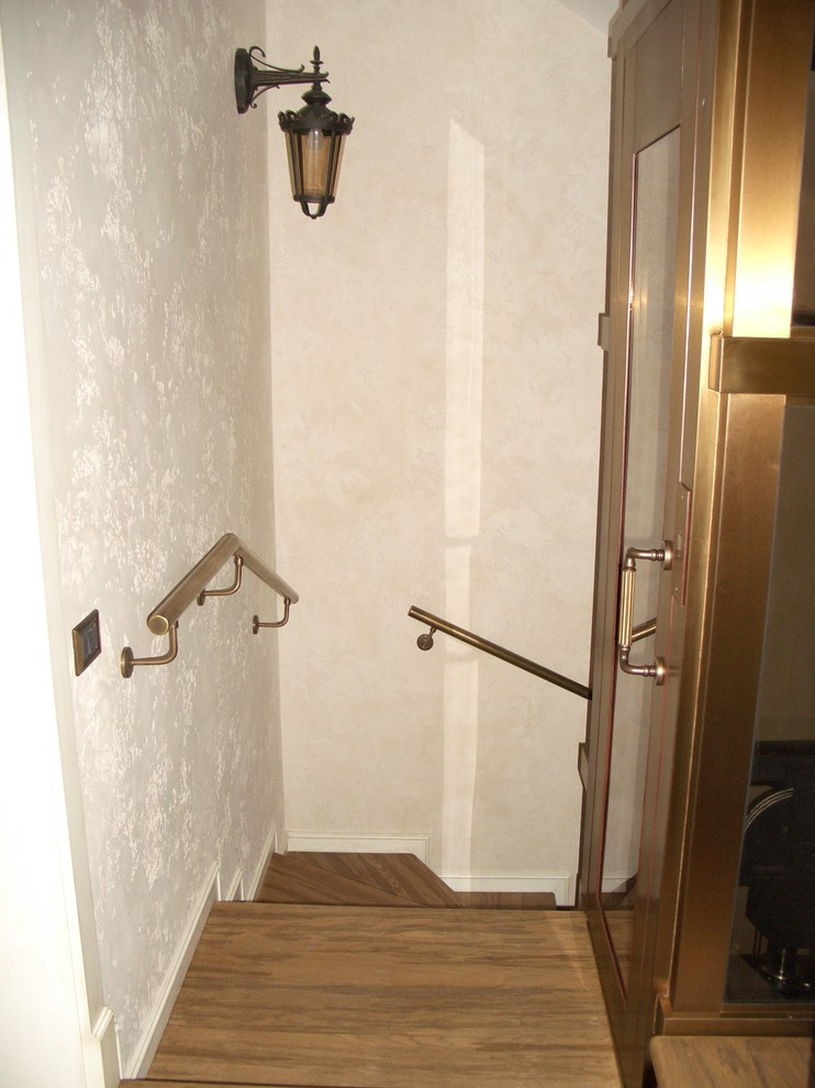 "восемь уровней для трех поколений"