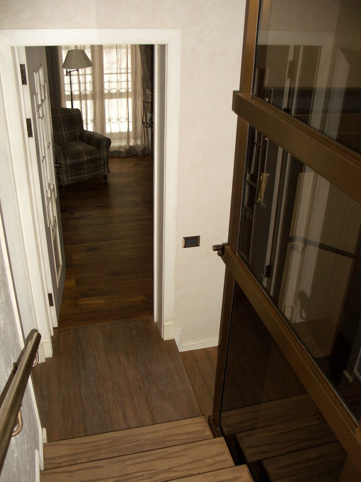 "восемь уровней для трех поколений"