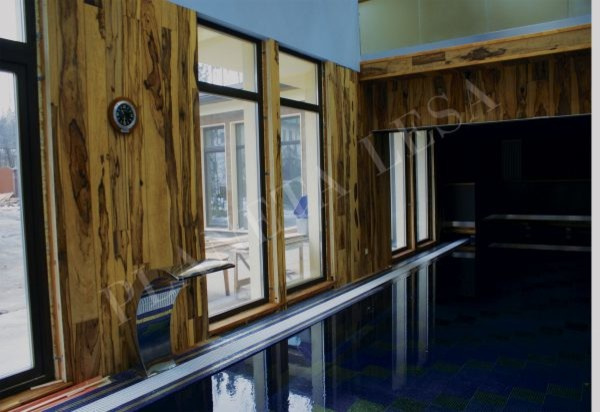 В интерьере