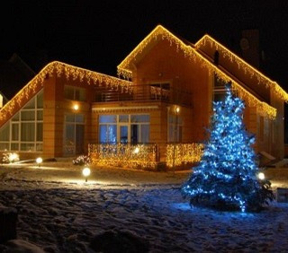 Новогоднее украшение домов