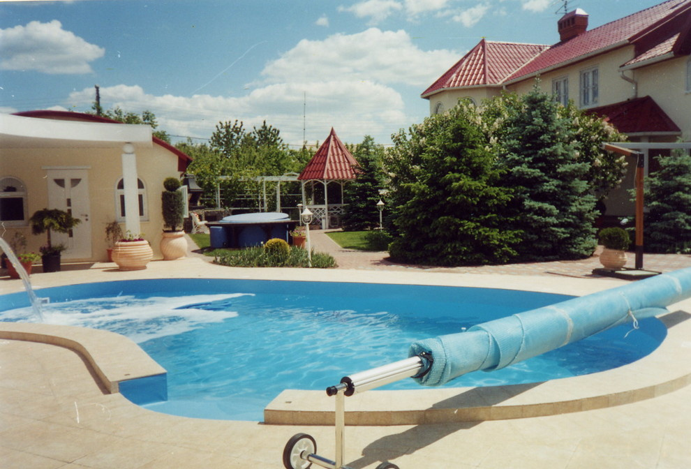 Бассейны уличные