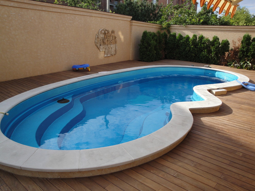 Басейны композитные