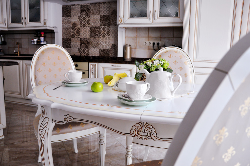 Бежевый зефир