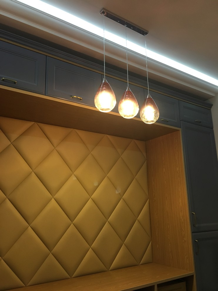 Чехов в красном