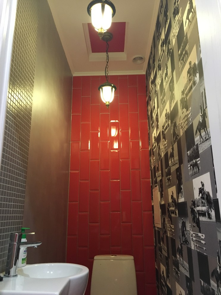 Чехов в красном