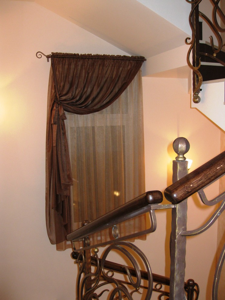 Оформление текстилем нестандартных окон