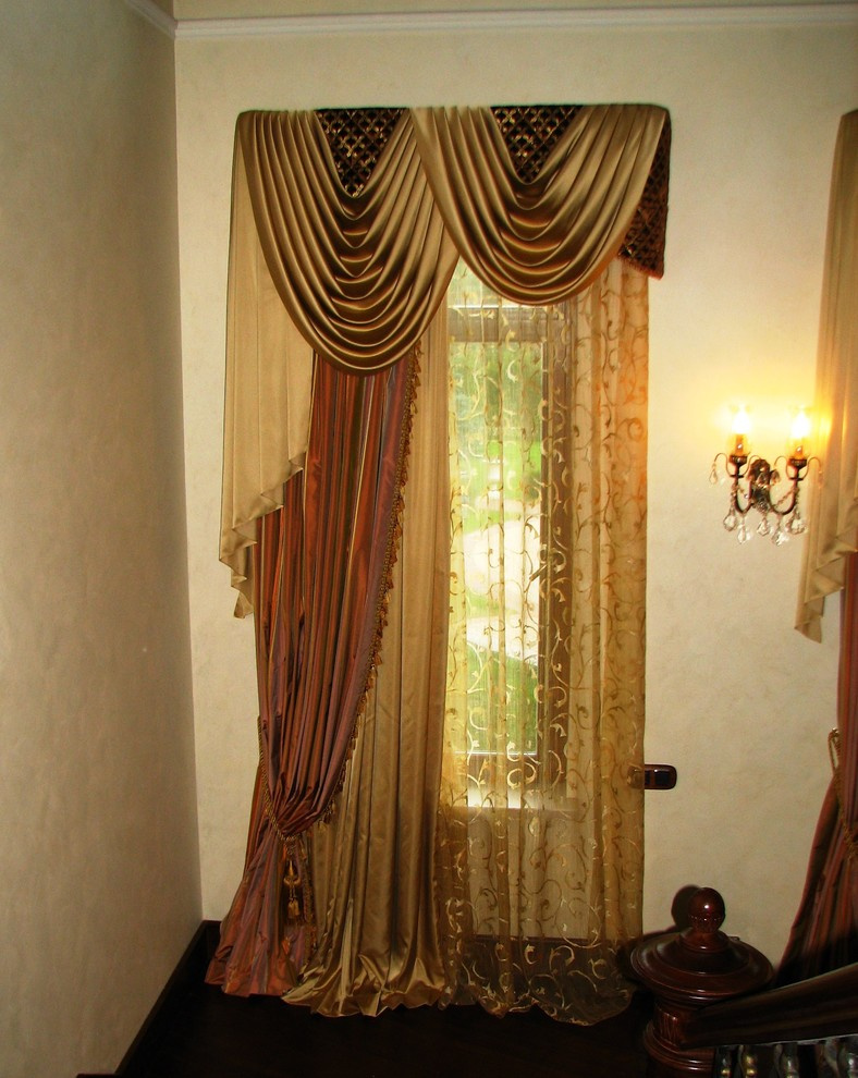 Оформление текстилем нестандартных окон