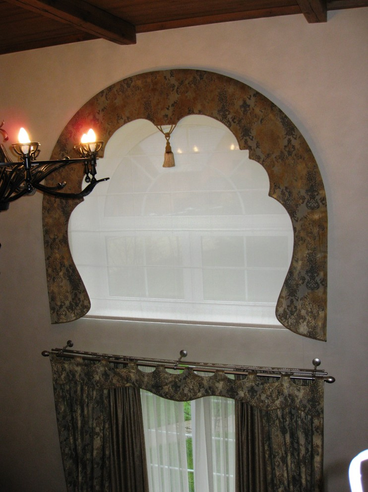 Оформление текстилем нестандартных окон