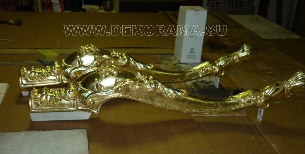 Золочение / Консоль с зеркальной рамой