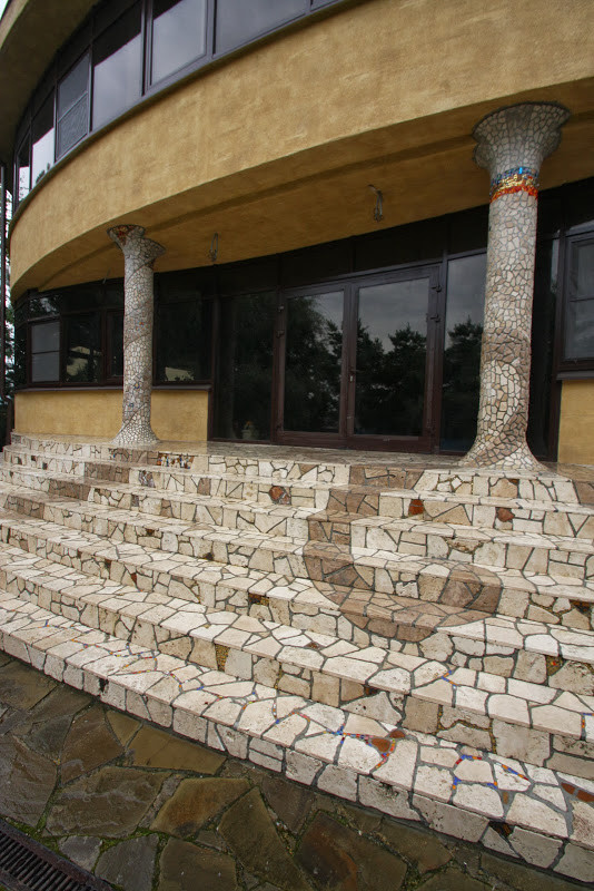 Дом-"Осьминог"