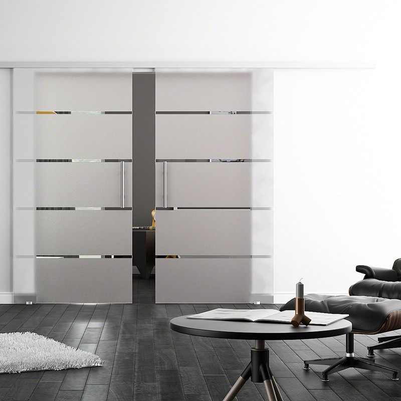 Стеклянные раздвижные двери