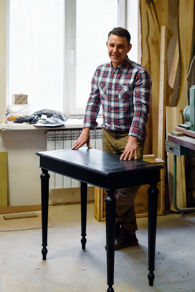 Портрет: Испанский мастер по дереву в российской глубинке