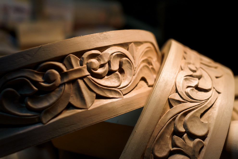 Фотографии из мастерской мебельного реставратора