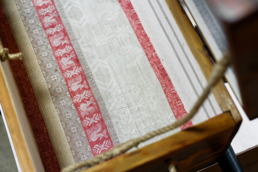 Фотографии из мастерской мебельного реставратора