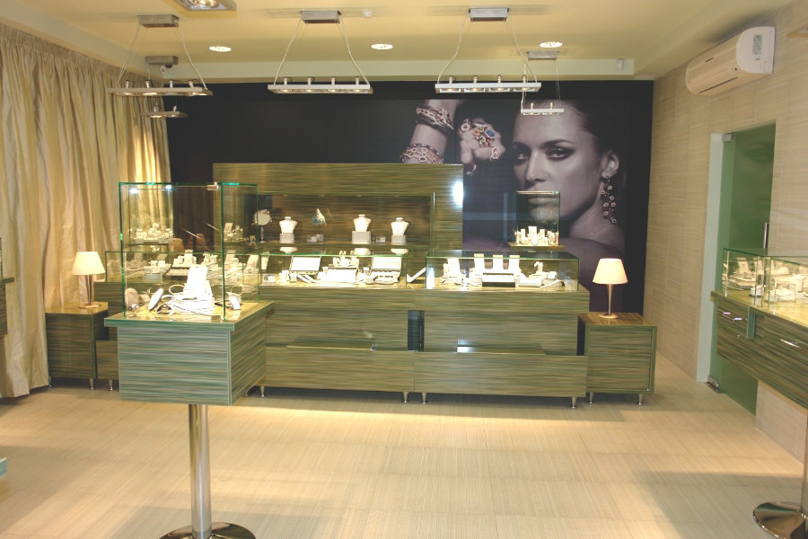 Интерьер ювелирного магазина "Вальтера"