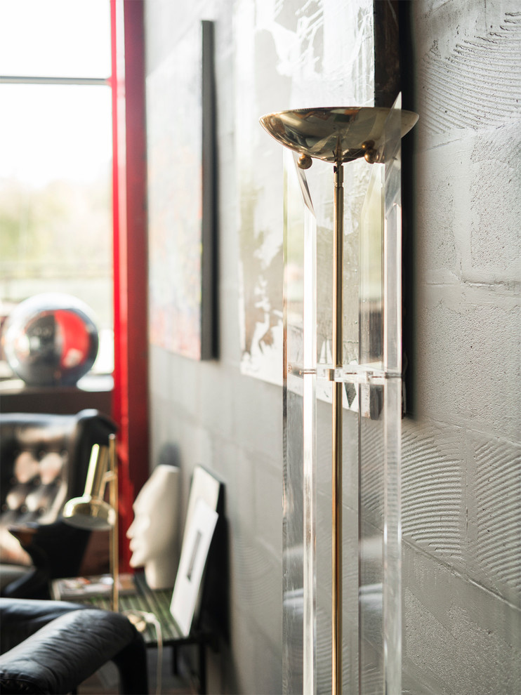 Портрет: В гостях у Татьяны директора магазина винтажной мебели Repeat Story