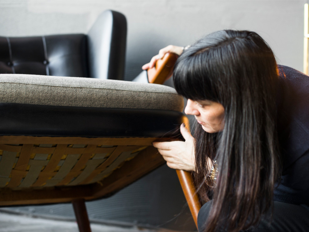 Портрет: В гостях у Татьяны директора магазина винтажной мебели Repeat Story