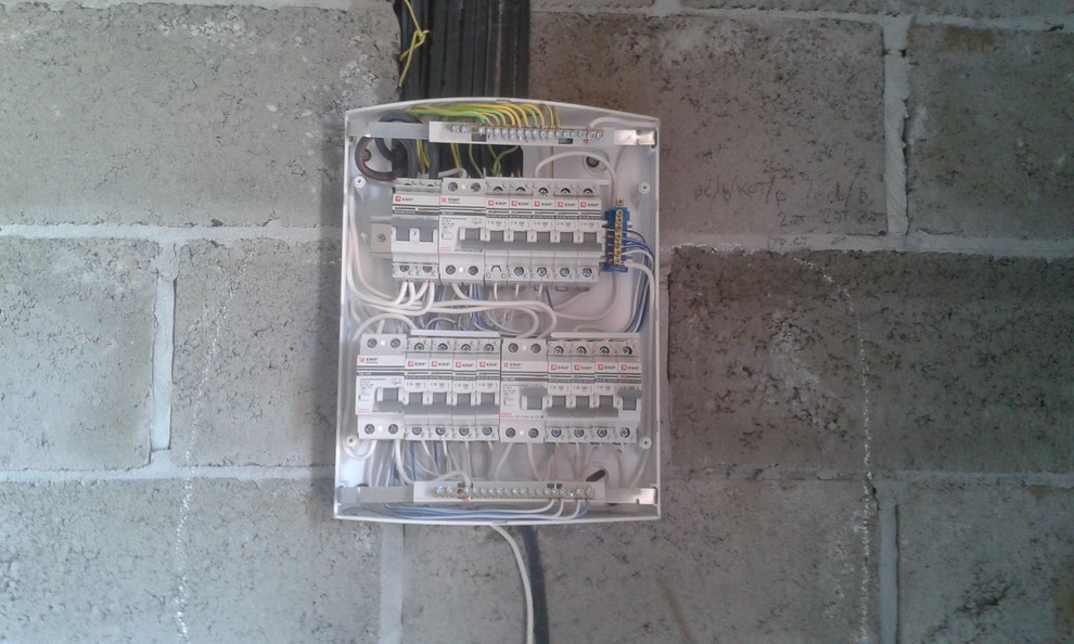 ЭЛЕКТРОМОНТАЖНЫЕ РАБОТЫ