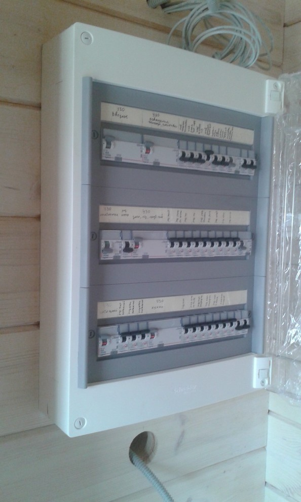 ЭЛЕКТРОМОНТАЖНЫЕ РАБОТЫ