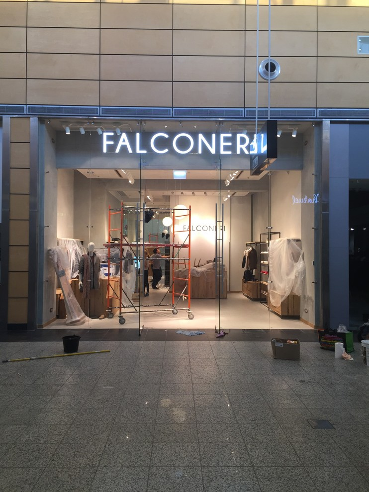 Строительство магазина Falconeri в ТРК Мега Дыбенко
