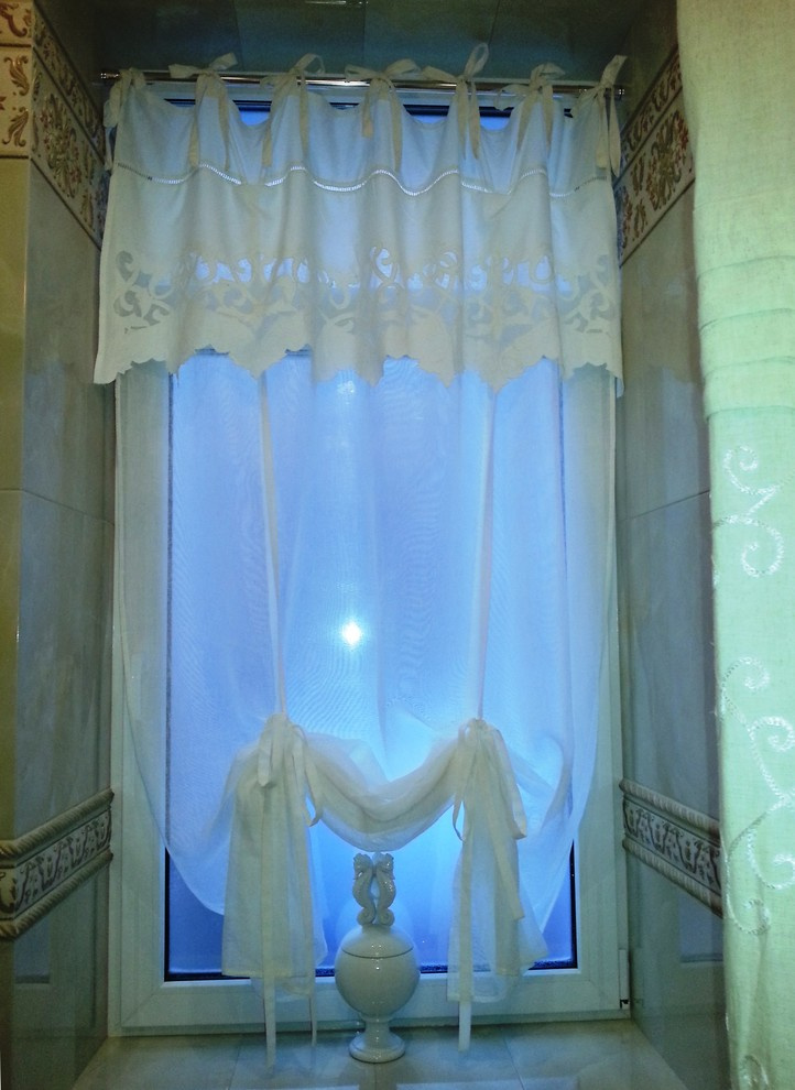 Обложка проекта: Оформление текстилем нестандартных окон